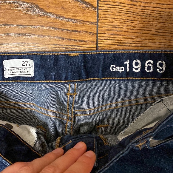 GAP Straight Leg Jeans 27R - Picture 2 of 5